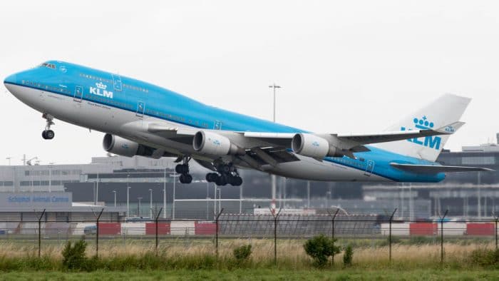 KLM Boeing 747 vertrekt vanaf Amsterdam Schiphol