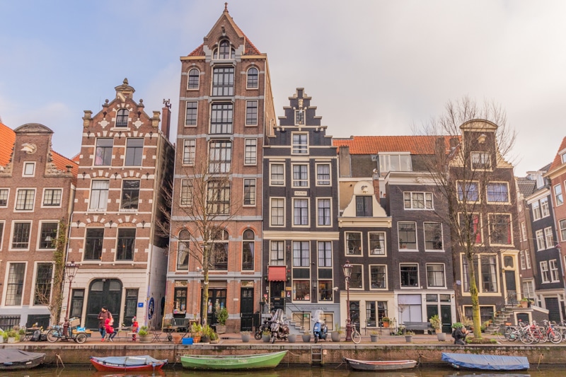 Beeldbank Amsterdam: Grachtenpanden aan de Herengracht in Amsterdam
